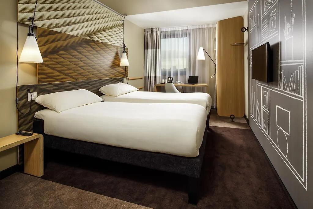 ***  Ibis London Excel-Docklands Hotel United Kingdom