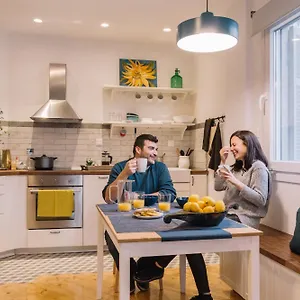 https://chryssas-family-cozy-home-at-the-roman-forum.hotels-of-thessaloniki.com